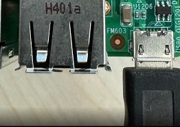 ROM-2820 Mirco USB s.JPG